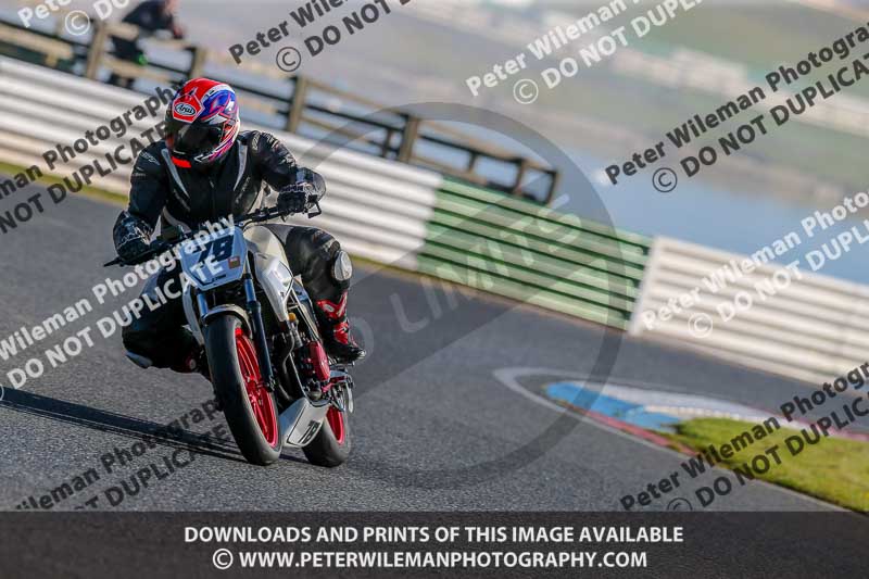 PJM Wedding Photography;enduro digital images;event digital images;eventdigitalimages;mallory park;mallory park photographs;mallory park trackday;mallory park trackday photographs;no limits trackdays;peter wileman photography;racing digital images;trackday digital images;trackday photos